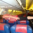Planking-mania : aircraft planking