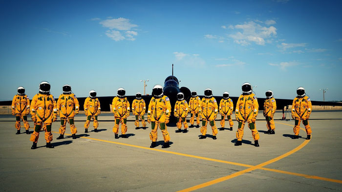 u-2-pilots-pose-for-an-intimidating-photo-op