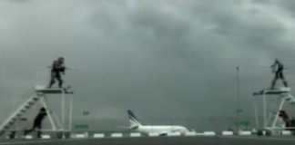 Airport workers with too much time on their hands