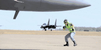 How to marshal an F-15