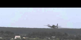 Amazing pilot skills – An-32 Aerobatics
