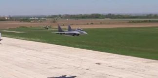 MiG-29 Fulcrum Amazing Low Pass Slow Motion
