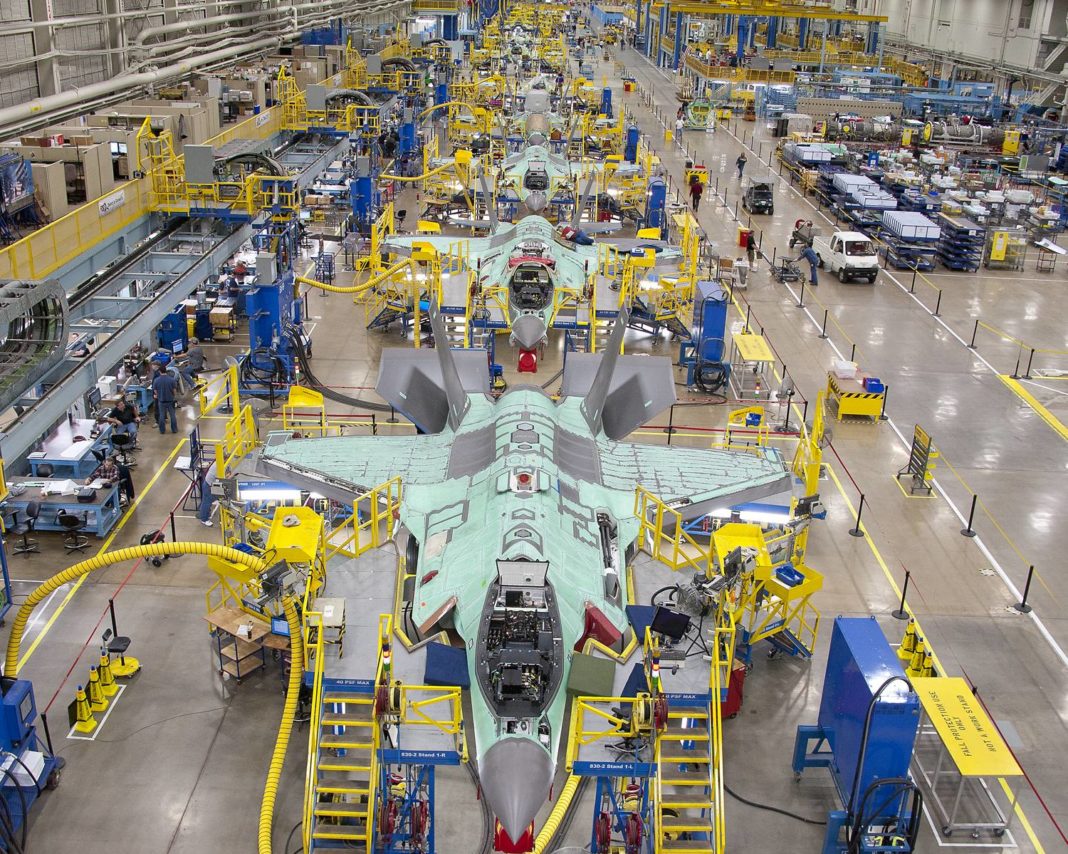 Then Vs Now: WW2 B-32 Production Line Is Now The F-35 Production Line ...