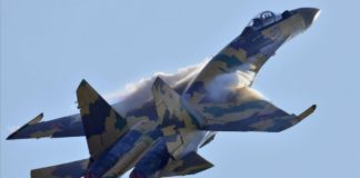 Su-35S Flanker-E Solo Display