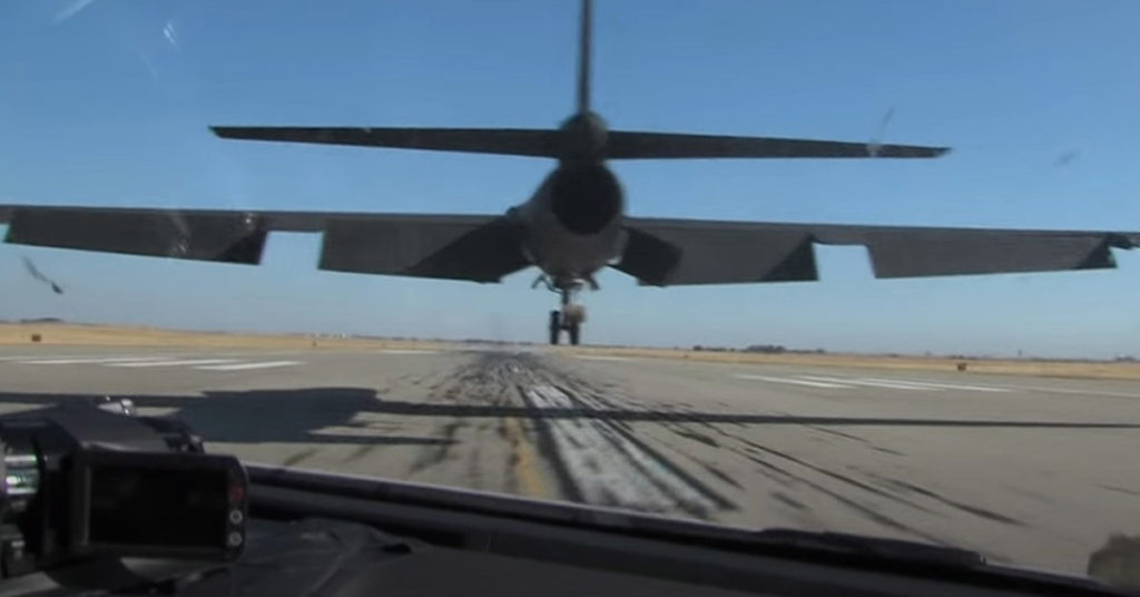 Chase Cars Speed Down The Runway Over 100 MPH To Help U-2 Pilots Land