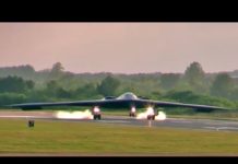 Seeing B-2 stealth bombers land is like seeing alien UFOs come to Earth