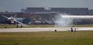Su-35 Crazy Landing