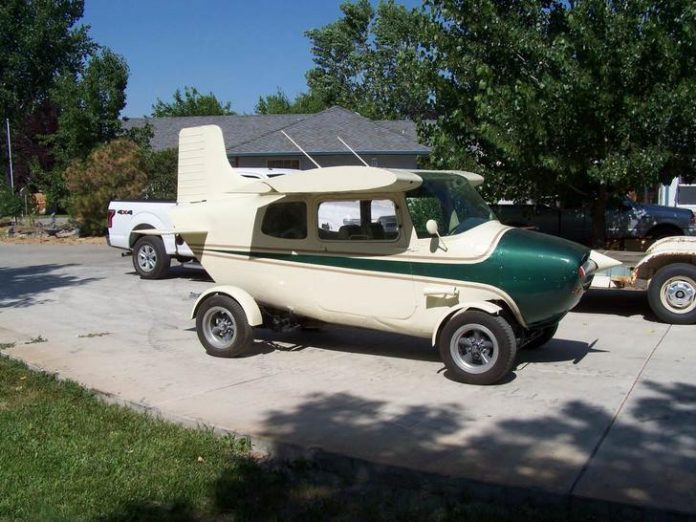 Craiglist Gold - Cessna 172 on a VW Bug chassis - Aviation Humor