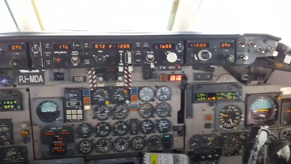 MD-80 Has the Most Irritating Cockpit Sound in Commercial Aviation